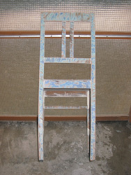 scartavetratura vecchia sedia in legno ristrutturata a decoupage angelapercaso