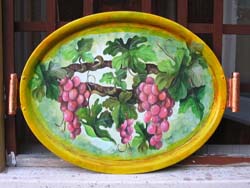vecchio vassoio in ferro decorazione uva angelapercaso